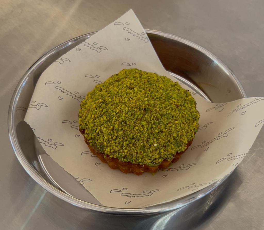 Pistachio Basbousa/ بسوسة البيستاشيو